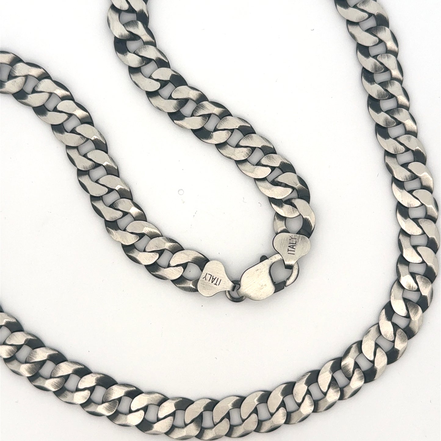 Stylish Silver Chain Necklace