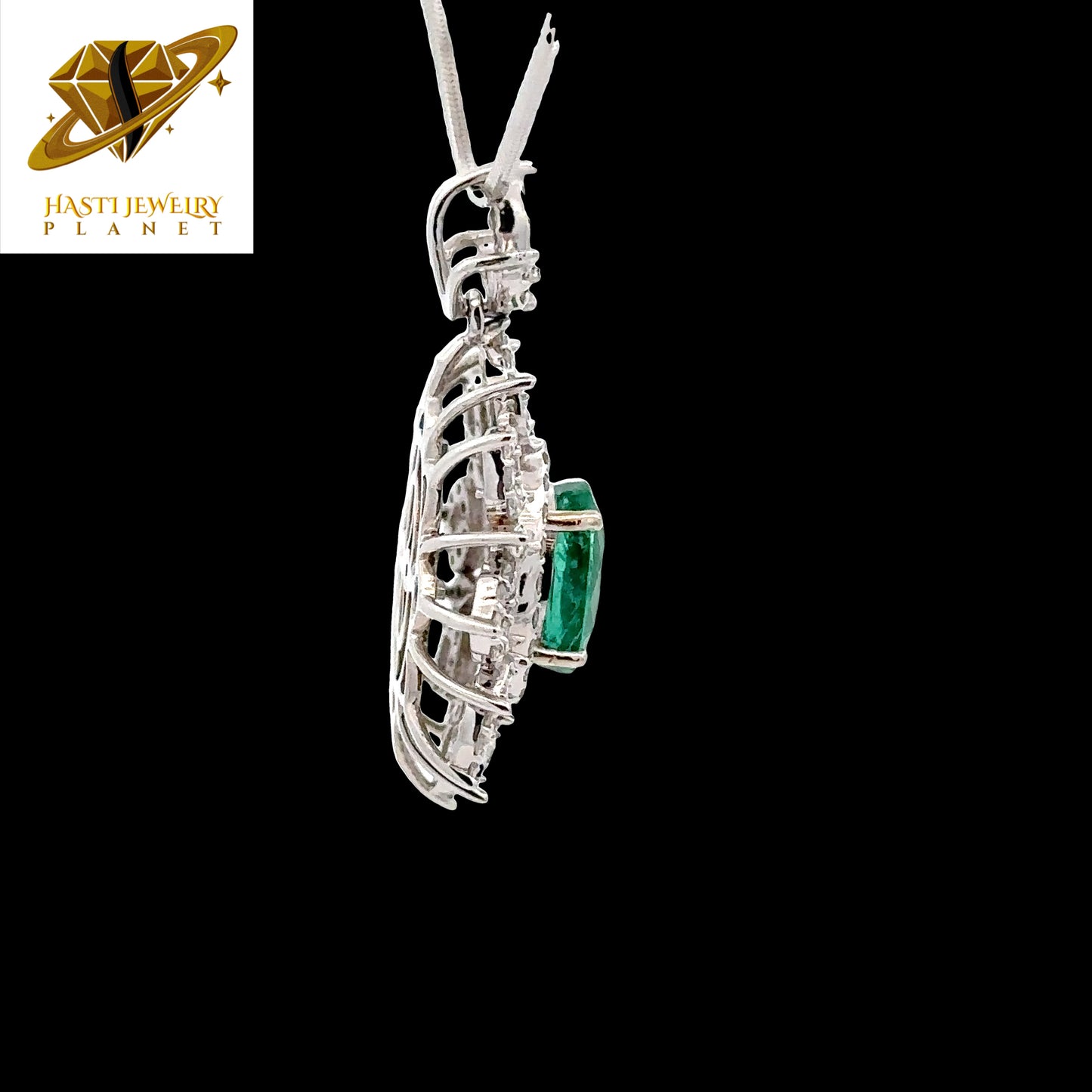 Elegant Emerald Pendant