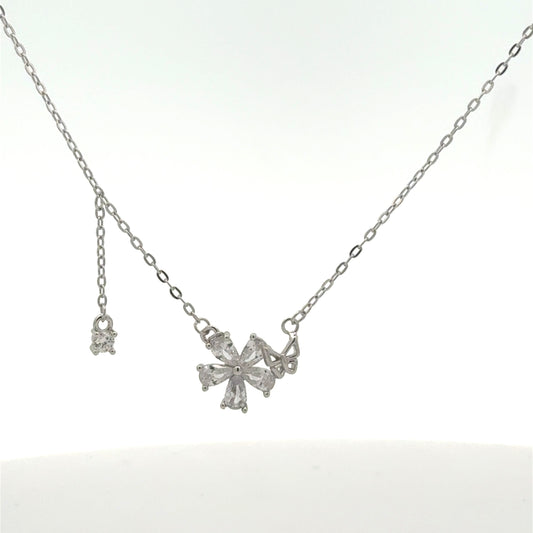 Elegant Silver Pendant Necklace