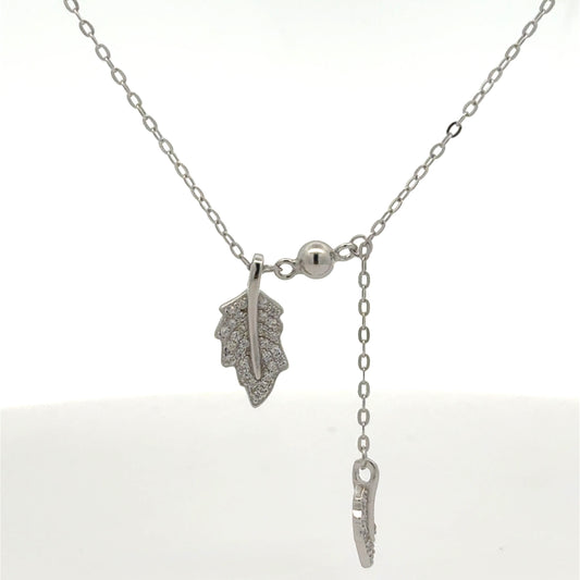 Elegant Leaf Pendant Necklace
