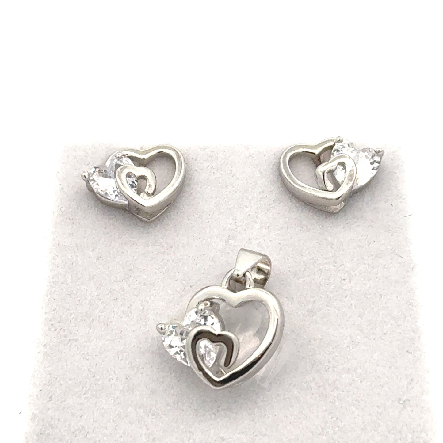 Elegant Heart-Shaped Pendant