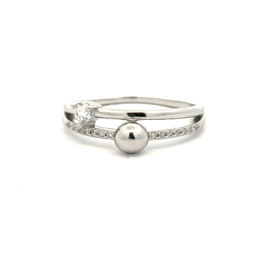Elegant Silver Ring with Gemstone